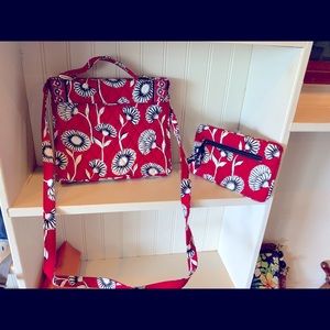 Vera Bradley purse with matching wallet.